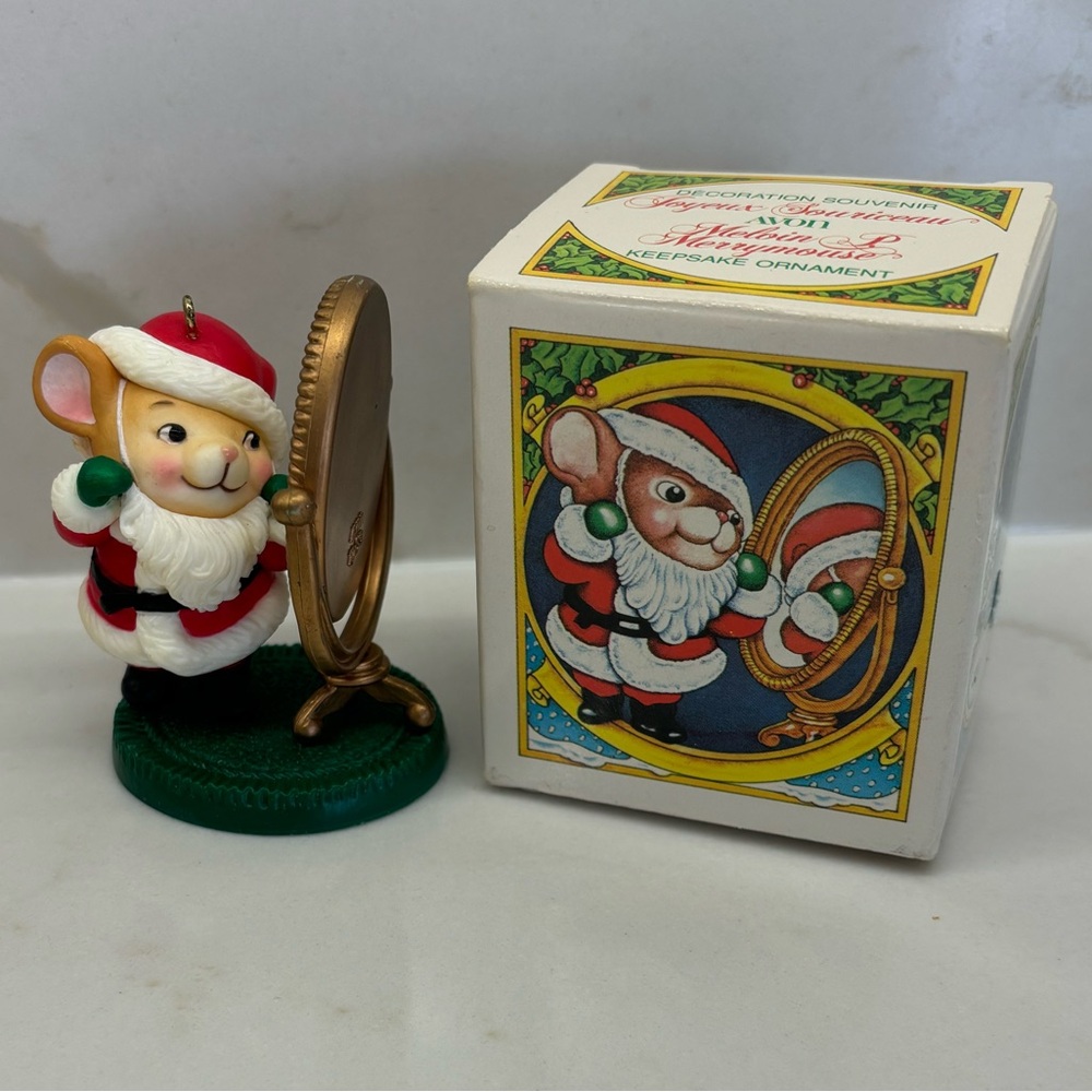 Vintage Melvin M Merrymouse Keepsake Avon Sant Christmas Ornament with Box